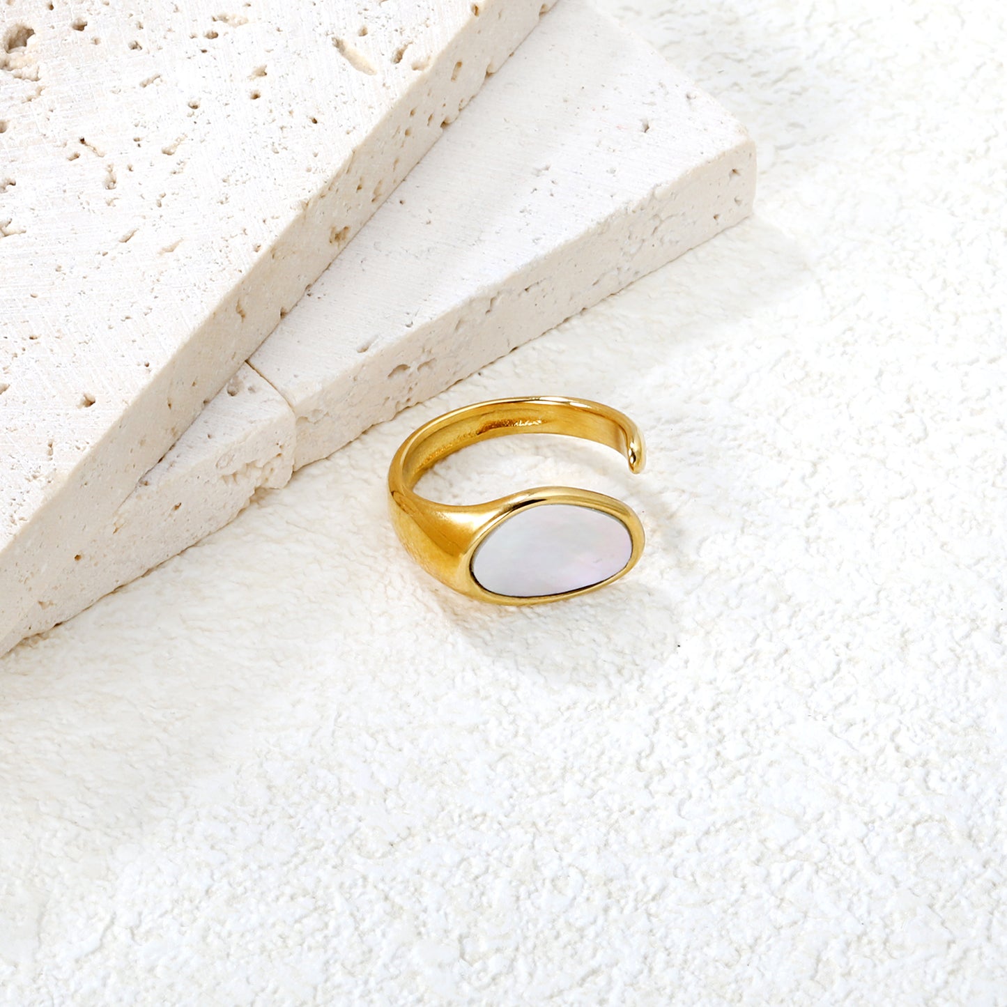 Geometric Ring