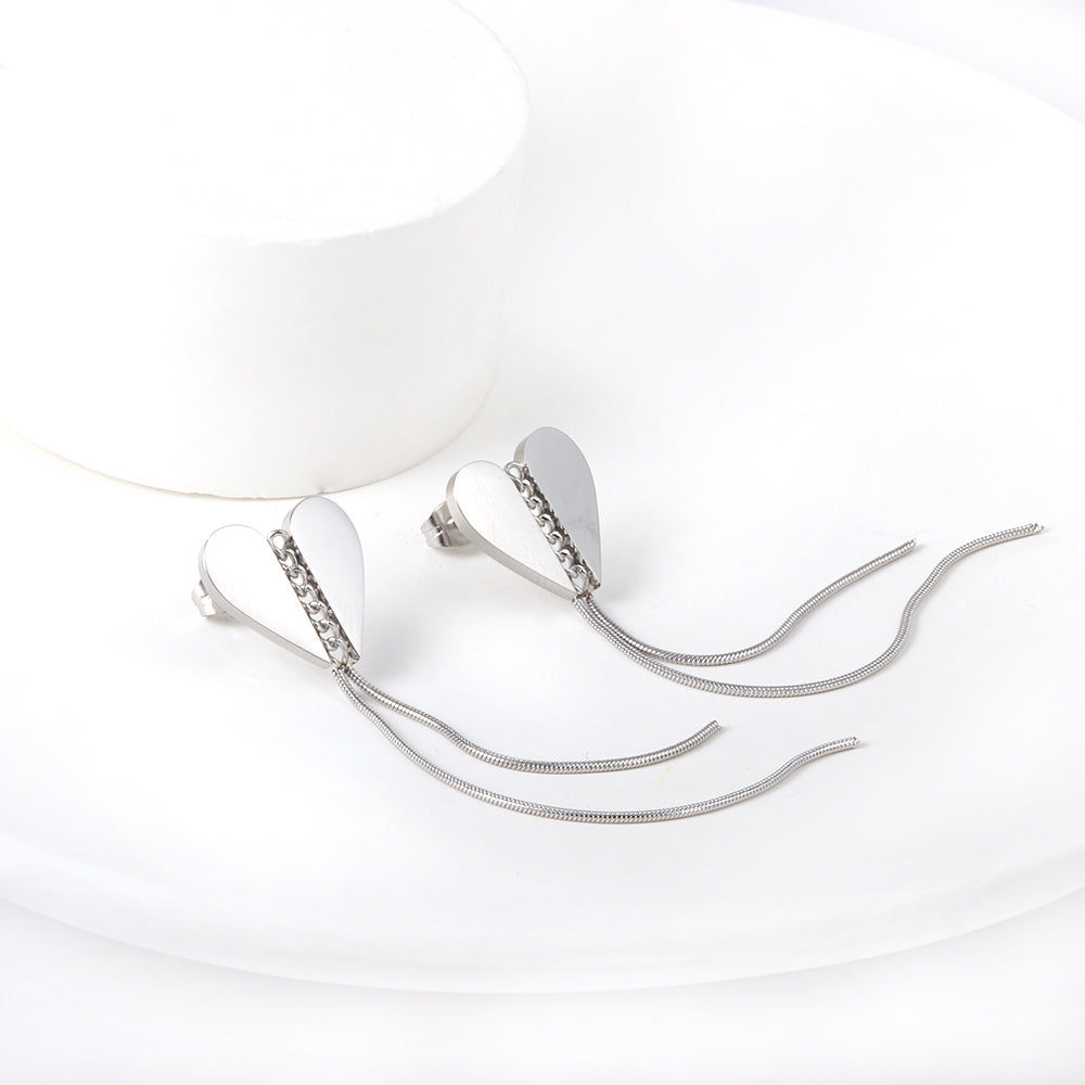 Swaying Heart Silver Earrings