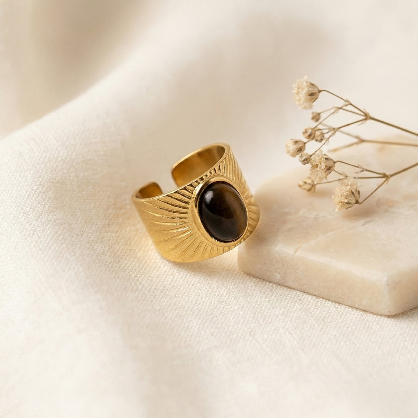 Brown Oval Stone Ring