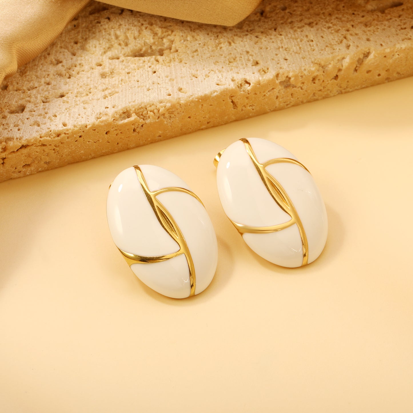 Geometrical White Earrings