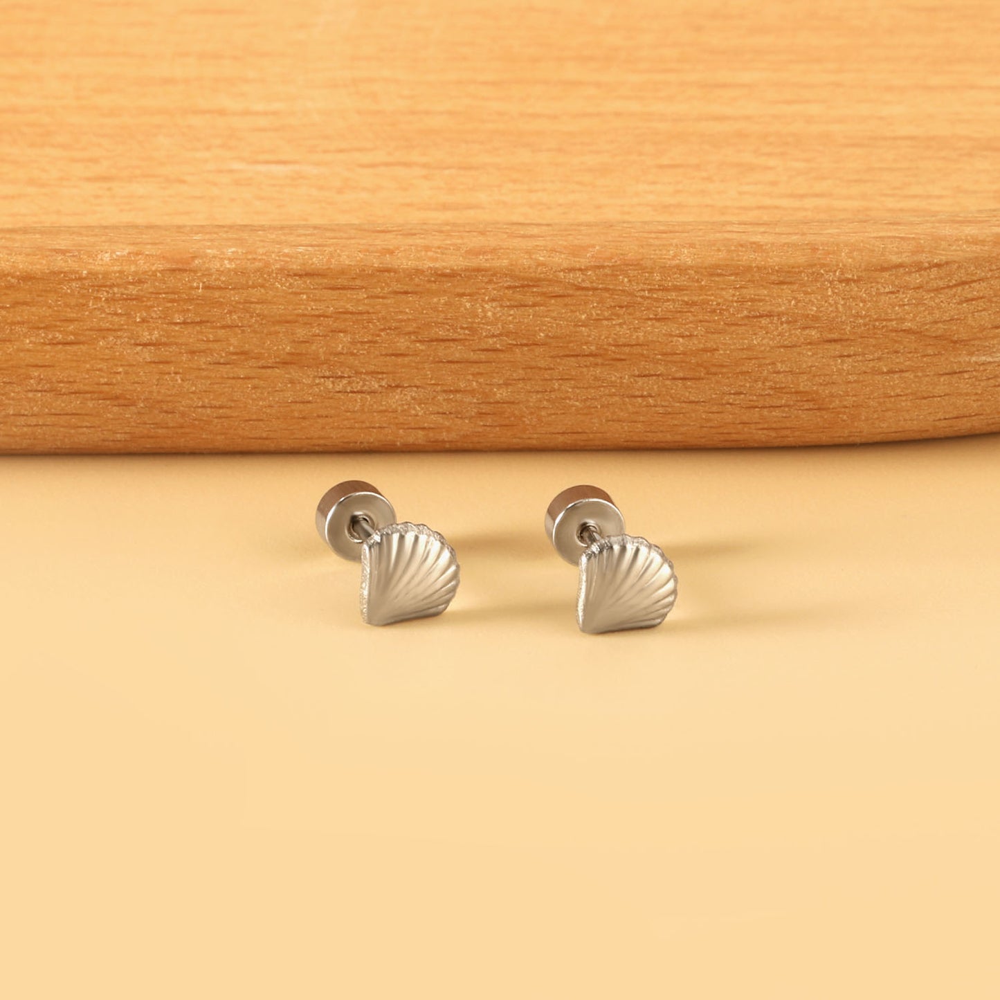 Shell Stud Earrings