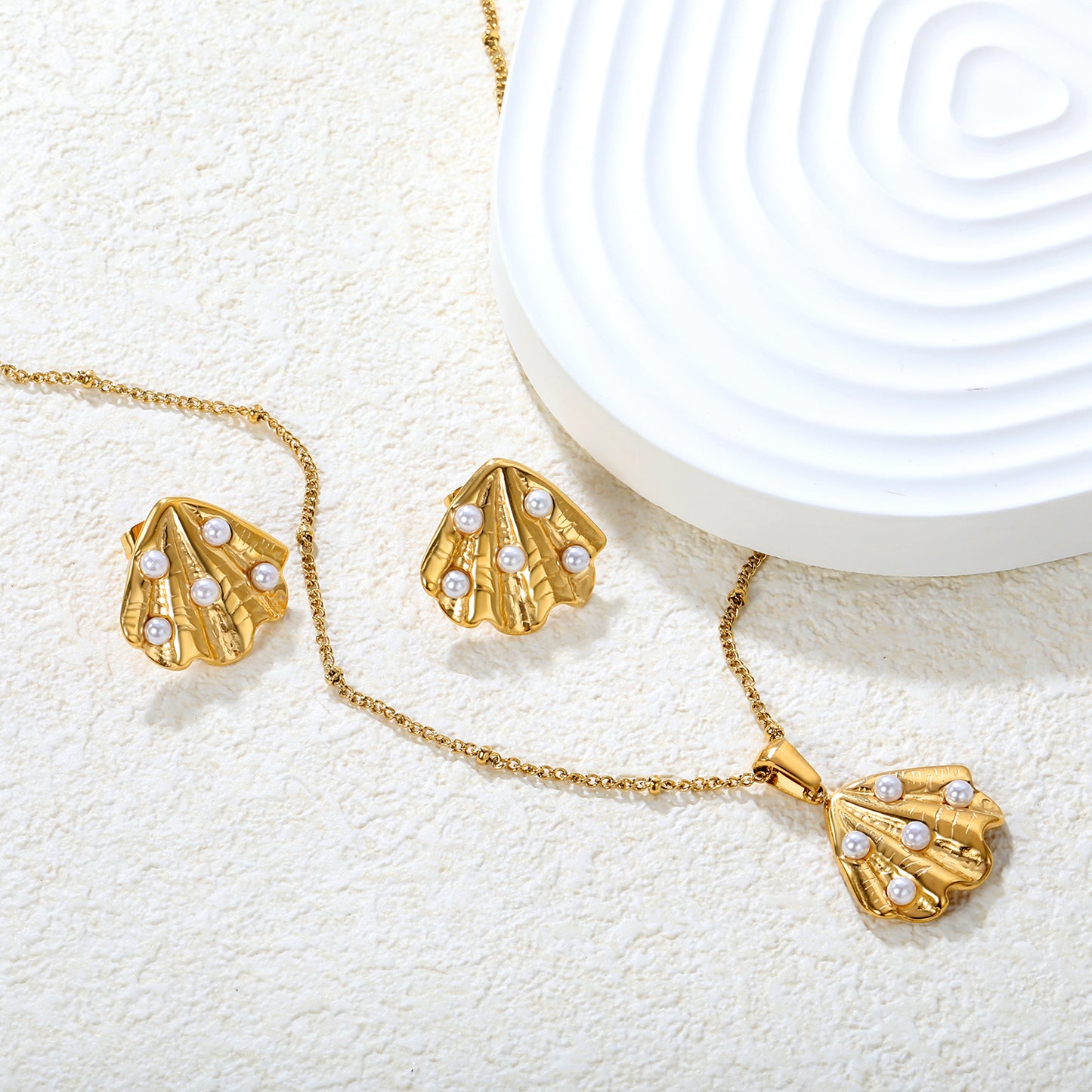 Ocean Pearl Shell Necklace Set