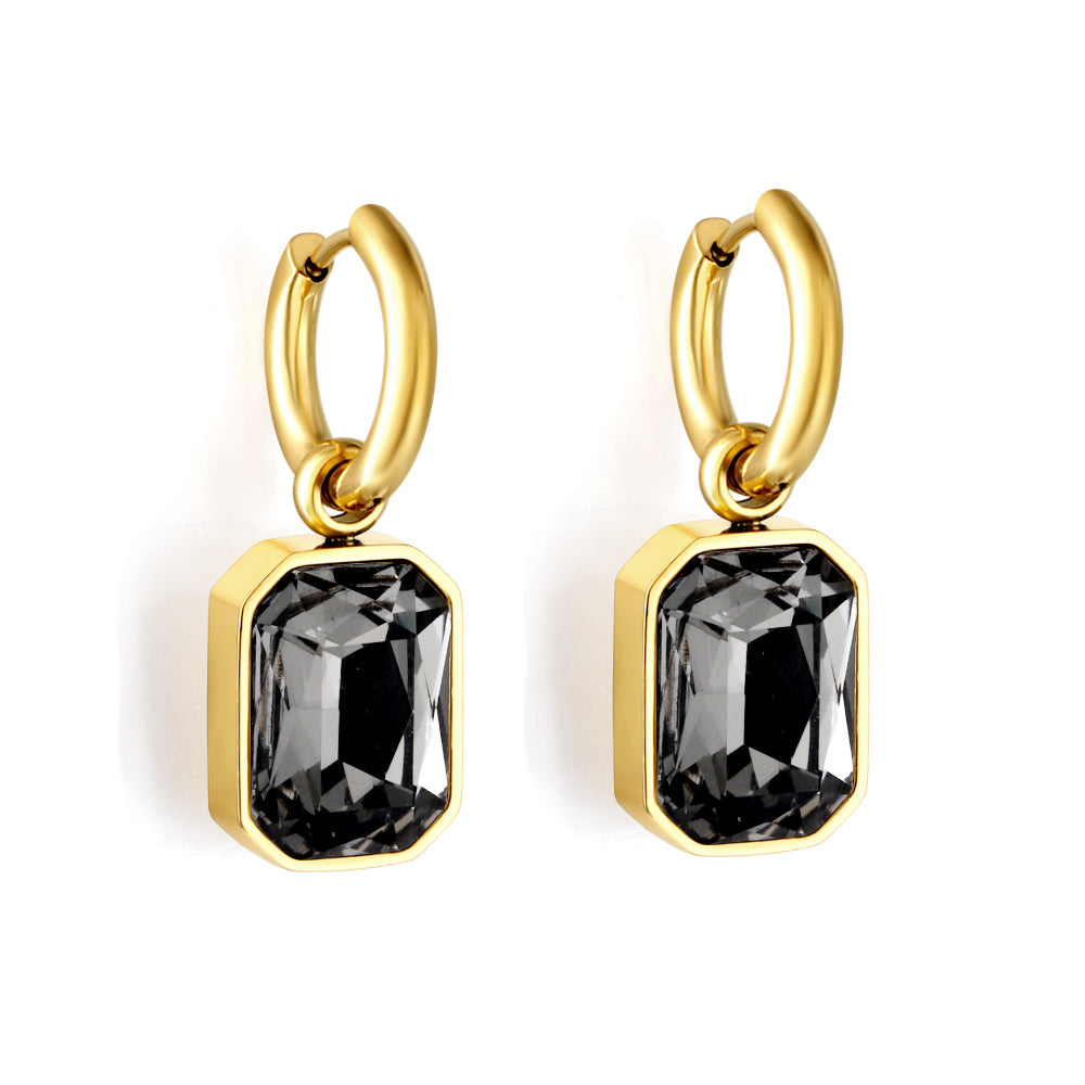 Matrix Black Studs