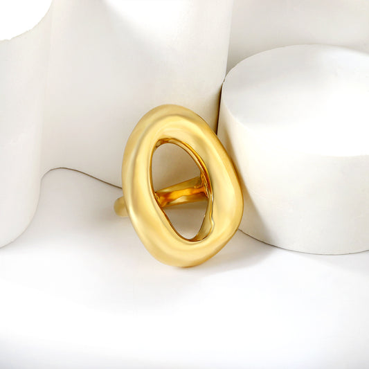 Wavy Loop Bold Ring