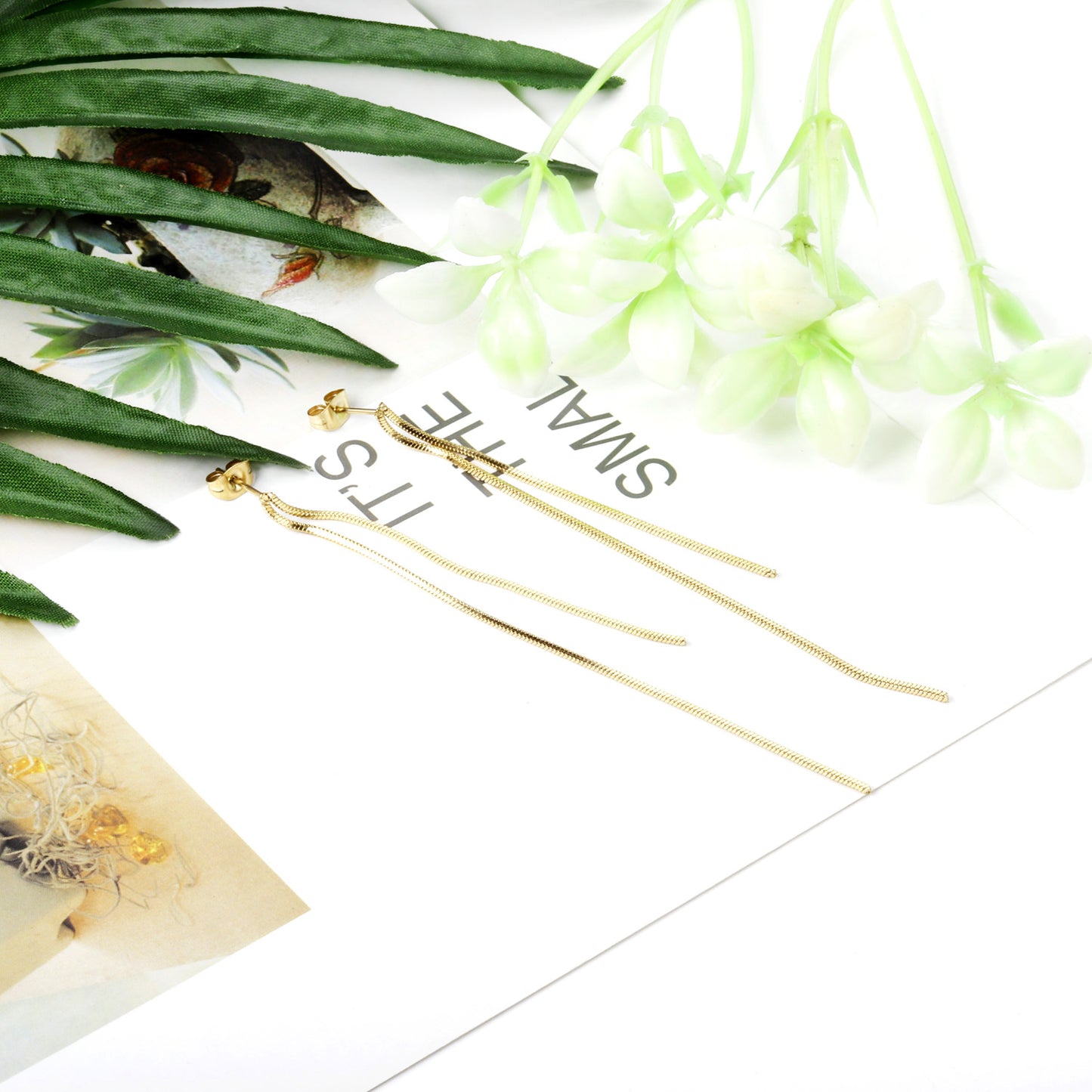 Elegant Gold Drop Earrings
