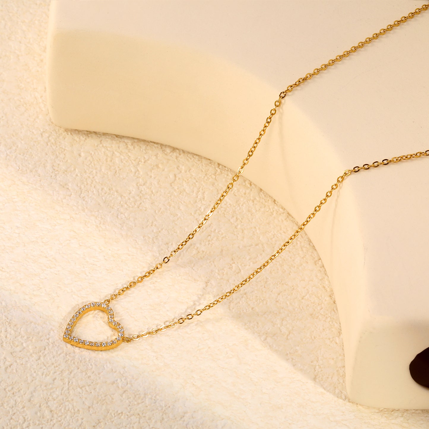 Outline Heart Necklace