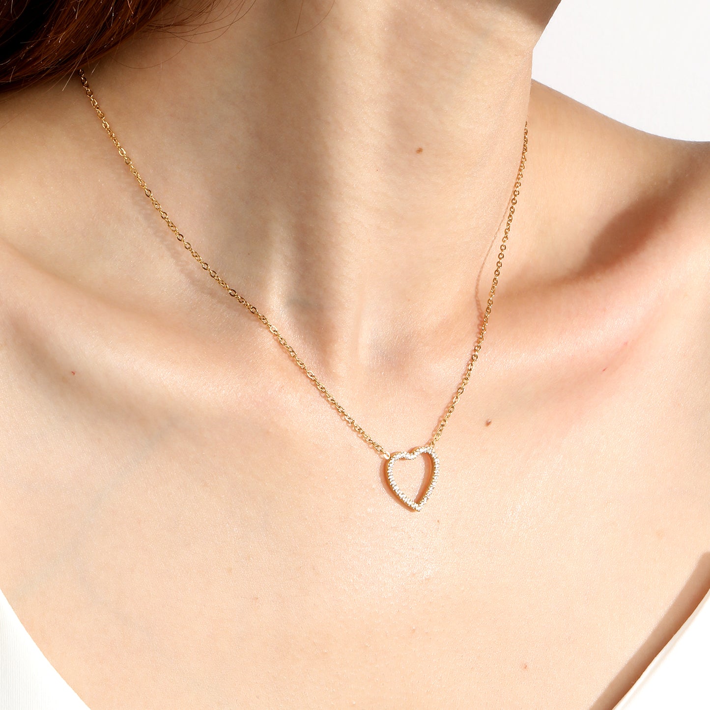 Outline Heart Necklace