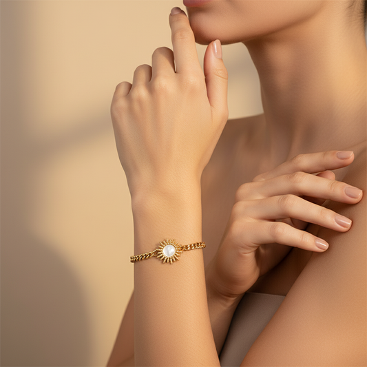 White Houge Melo Bracelet